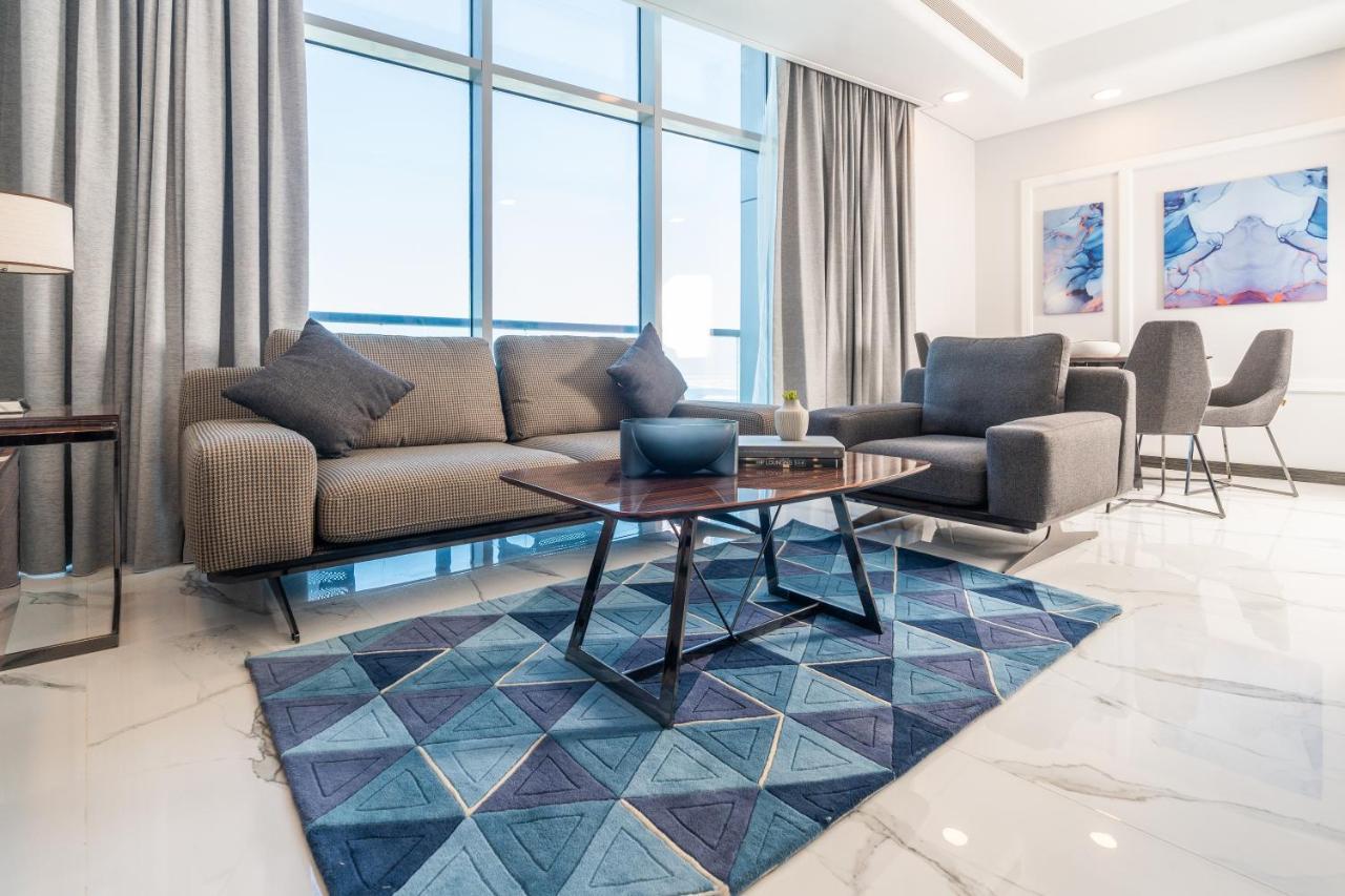 S Plaza Suites Hotel Seef Kültér fotó
