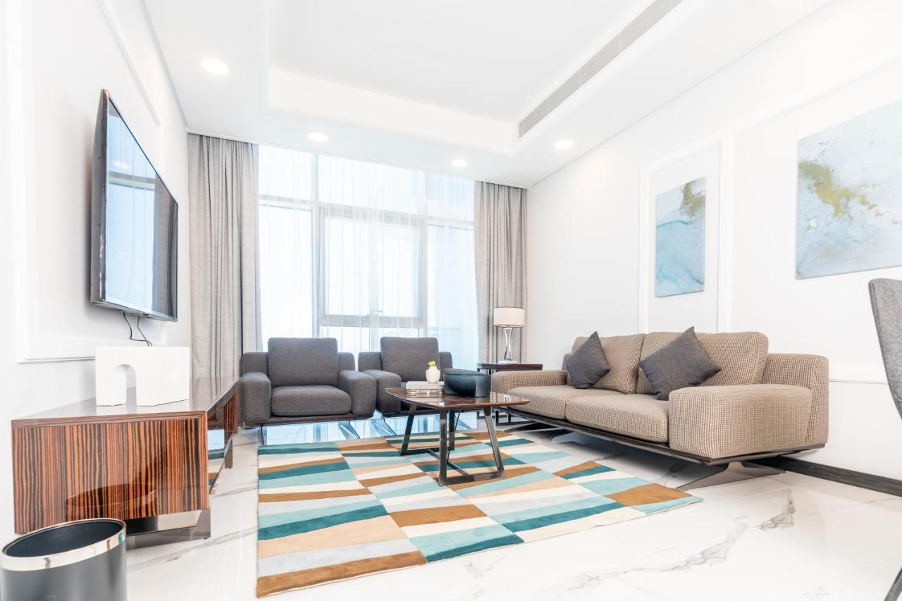 S Plaza Suites Hotel Seef Kültér fotó